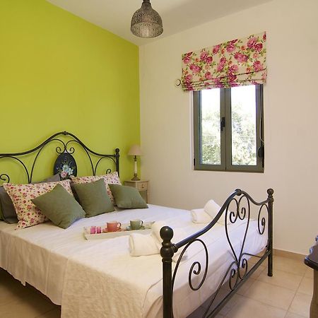Loutra Resort Habitación foto