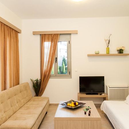 Loutra Resort Habitación foto