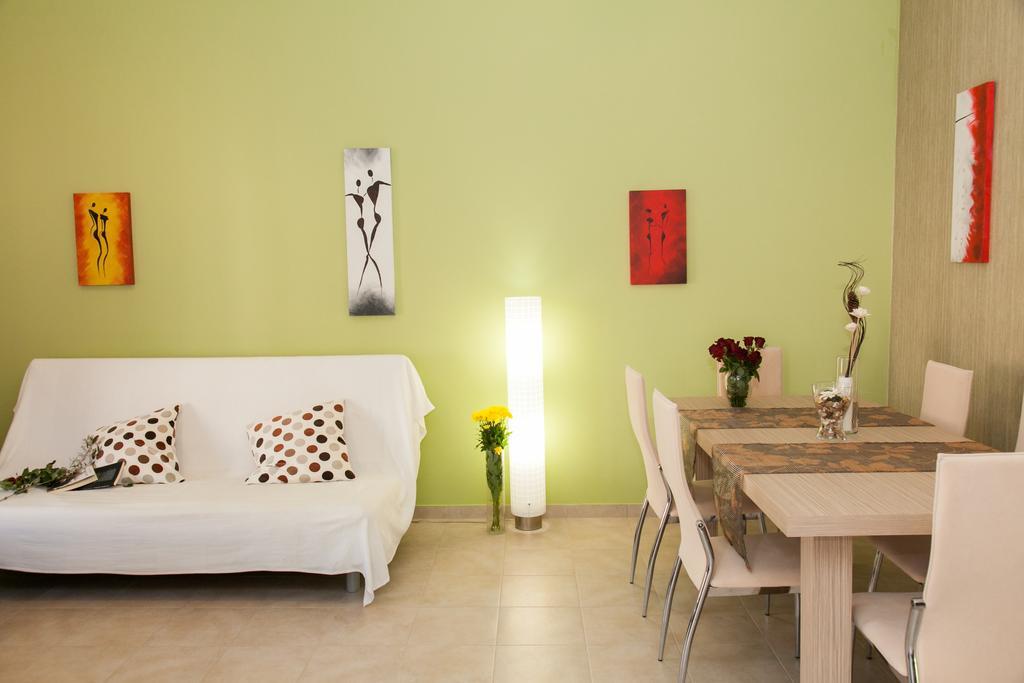 Loutra Resort Habitación foto